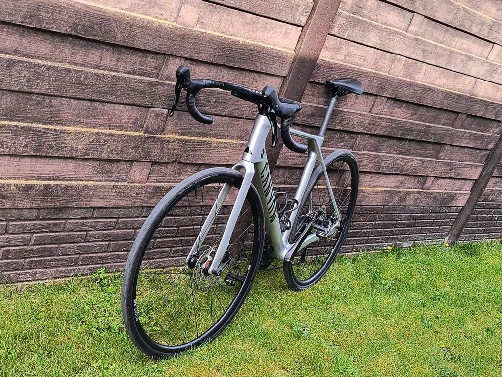 Canyon endurace cf7, Enlèvement, Carbone