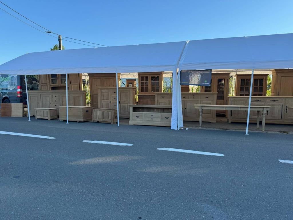 Meuble en chêne aerogommer lire dans description, Maison & Meubles