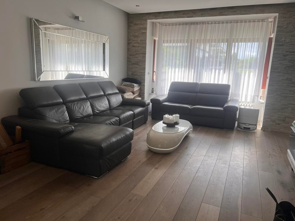 Lederen lounge 4 plaatsmet elektrische stoel+2 zitplaatsen, Ophalen, Zo goed als nieuw, Leer