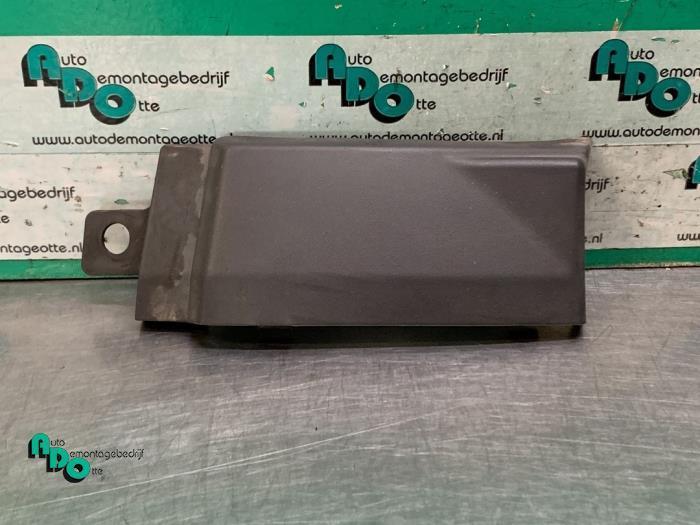 Coin pare-chocs arrière droit d'un Mercedes Sprinter (Sprin, Autos : Pièces & Accessoires, Carrosserie & Tôlerie, Pare-chocs, Mercedes-Benz