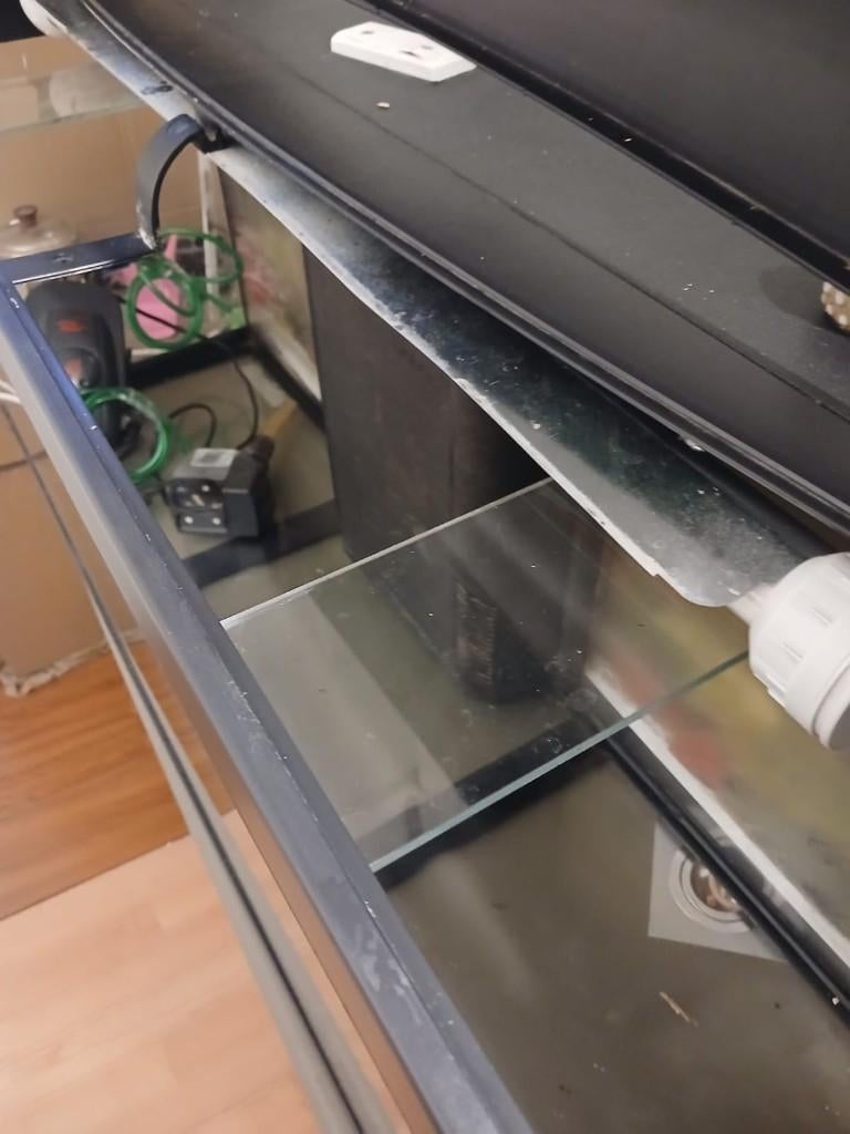 Aquatlantis 120L Aquarium + Opslageenheid, Ophalen of Verzenden, Zo goed als nieuw, Leeg aquarium, Aquatlantis