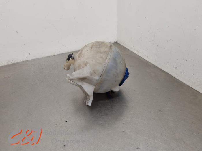 Réservoir d'expansion d'un Volkswagen Crafter, Autos : Pièces & Accessoires, Autres pièces automobiles, Volkswagen, Utilisé, 3 mois de garantie