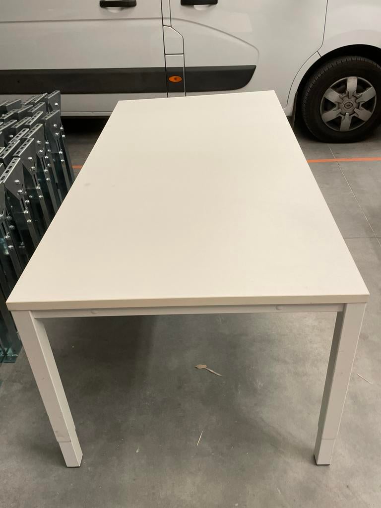 2 tafels, Nieuw, 50 tot 100 cm, 150 tot 200 cm, Vier personen