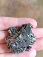 Grande météorite de Campo del Cielo, Enlèvement ou Envoi, Minéral