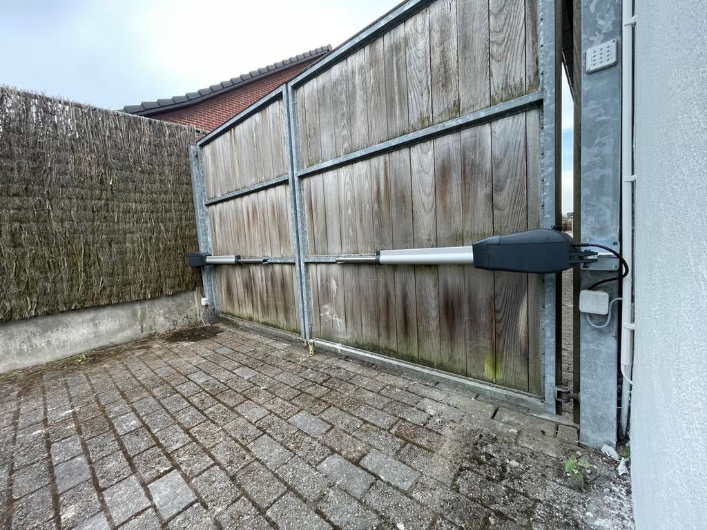 Automatische hek motor | Draaipoort  | Montage inbegrepen, Ophalen, Nieuw