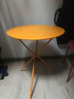 Opklapbaar tafeltje, Ophalen