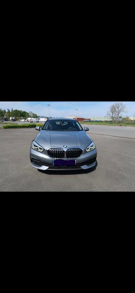 BMW 118i luxury edition 87000km benzine., Auto's, BMW, Lane Keeping Assist, 5 zetels, 5 deurs, Particulier