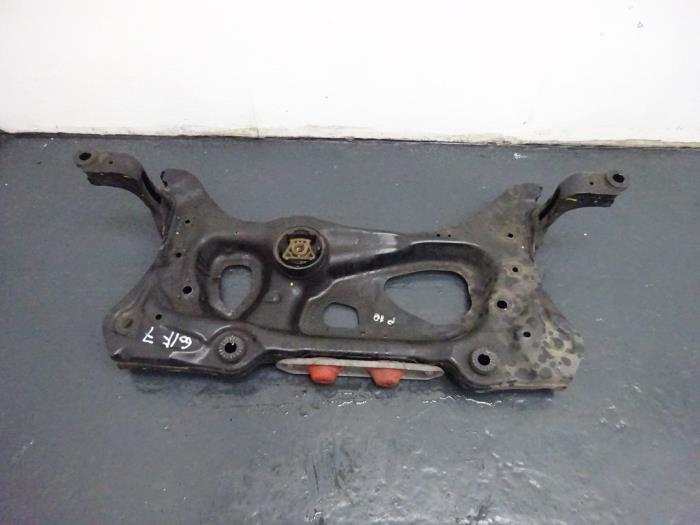 Faux châssis d'un Volkswagen Golf, Autos : Pièces & Accessoires, Suspension & Châssis, Volkswagen, Utilisé, 3 mois de garantie