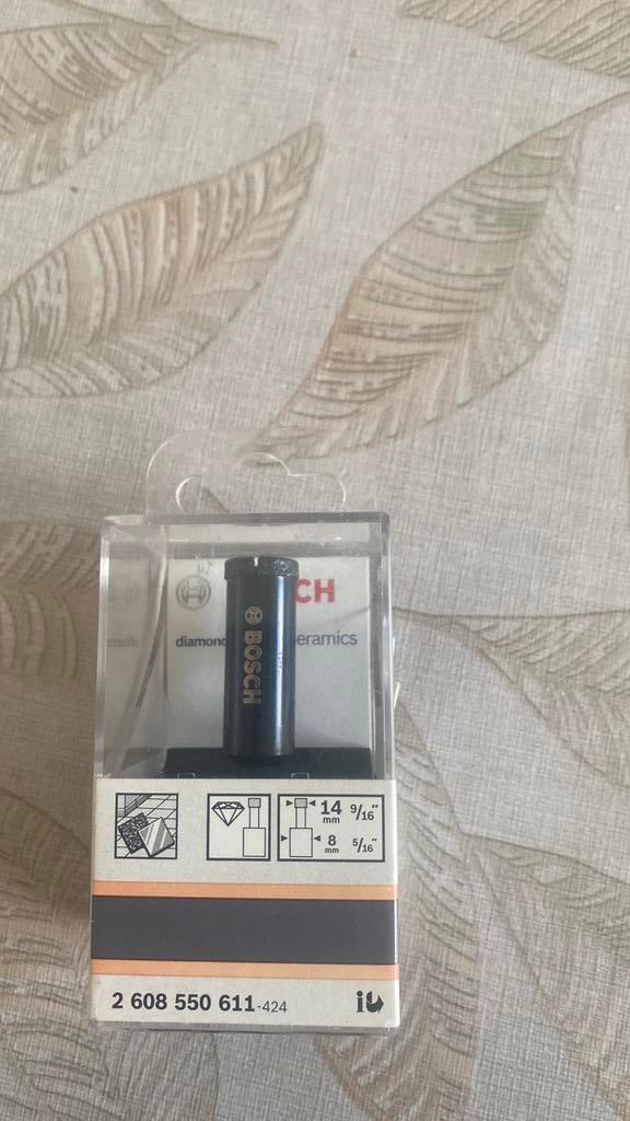 Tegel boor bosch, Enlèvement, Neuf