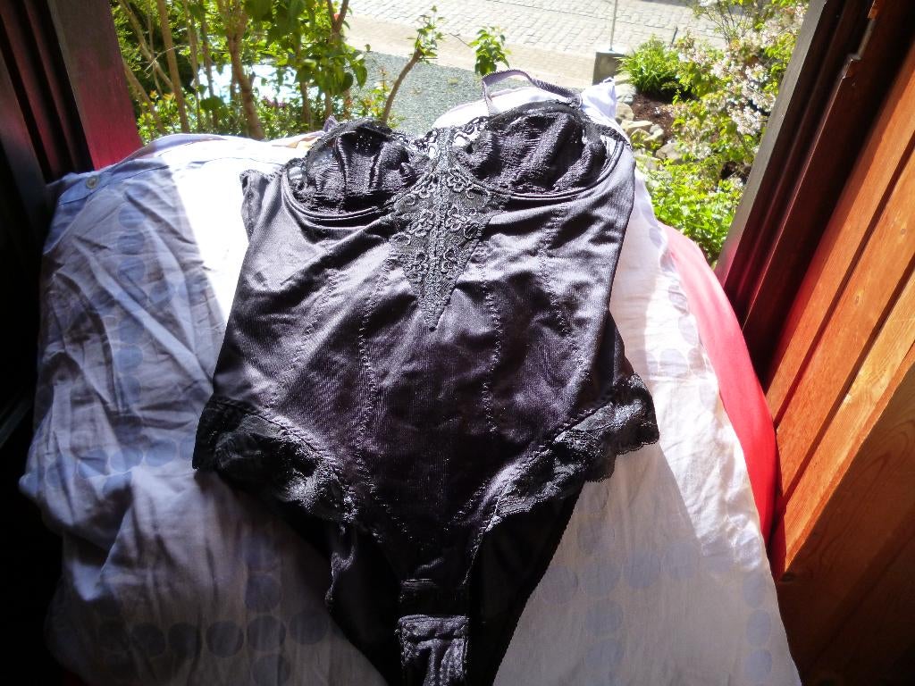 mooi body, Kleding | Dames, ANDERE, Ophalen of Verzenden, Zwart, Body of Korset