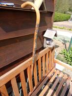 Ancienne Canne de randonnée en bois avec 12 écussons  1950, Enlèvement ou Envoi, Utilisé