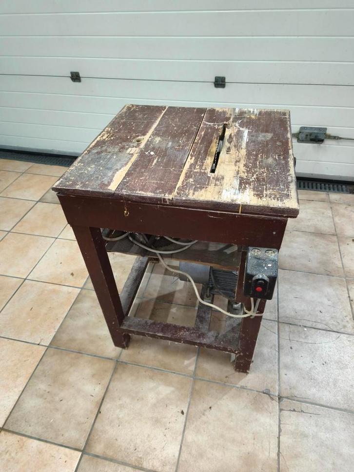 Oude Tafelzaagmachine, Doe-het-zelf en Bouw, Gereedschap | Zaagmachines, Gebruikt, Cirkelzaag, 600 tot 1200 watt, 30 tot 70 mm