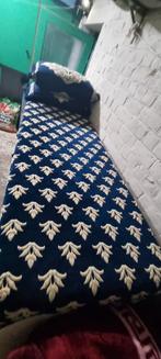 3 Matelas salon marocain
Avec plusieurs coussins., Ophalen of Verzenden, Zo goed als nieuw, Stof