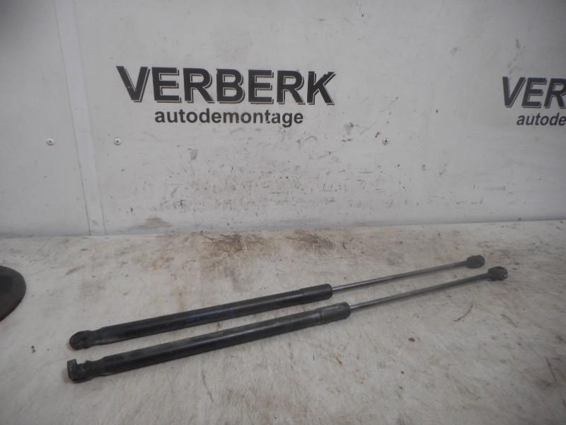 VERIN A GAZ ENSEMBLE ARRIÈRE Focus 3 (bm51-a406a10-ae), Autos : Pièces & Accessoires, Suspension & Châssis, Ford, Utilisé