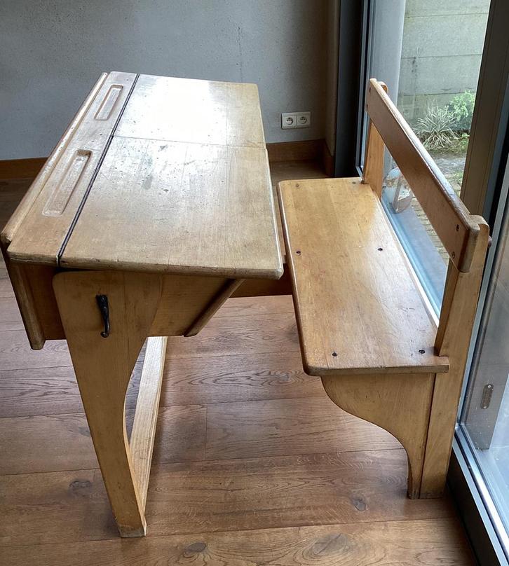 Dubbele schoolbank vol hout, Huis en Inrichting, Bureaus, Gebruikt, Bureau, Ophalen