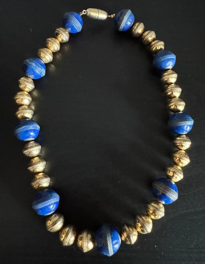 Collier Vintage des Années 1960, Bijoux, Sacs & Beauté, Bijoux anciens, Enlèvement ou Envoi, Autres matériaux, Collier