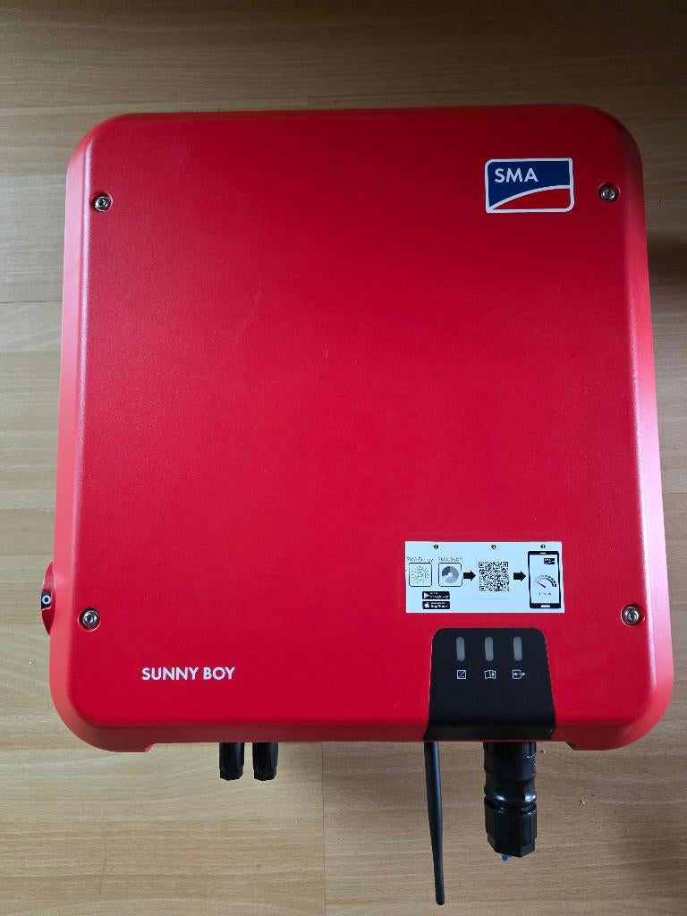 SMA Sunny Boy omvormer – 4 kW – perfect werkend, Ophalen, Zo goed als nieuw, Compleet systeem, 200 wattpiek of meer