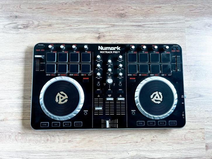 Numark Mixtrack Pro 2, Muziek en Instrumenten, Dj-sets en Draaitafels, Gebruikt, Dj-set, Numark, Ophalen