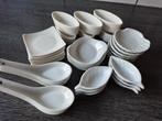 6 sortes de petites verrines apéros en porcelaine., Ophalen, Porselein