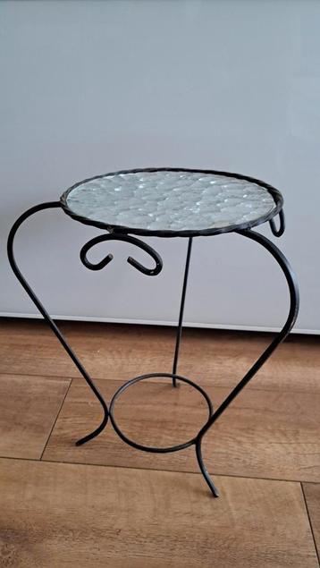 Petite table vintage fer forgé, Enlèvement ou Envoi, Comme neuf, Verre