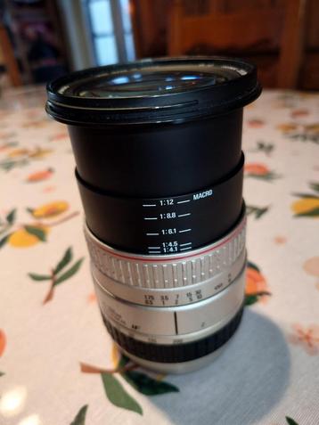 [EF] Sigma 28-200mm f/3.5-5.6 Aspherical IF Macro beschikbaar voor biedingen