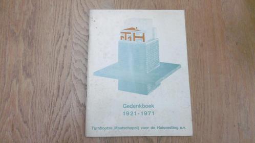 gedenkboek 1921-1971 Turnhoutse Maatschappij voor Huisvestin, Boeken, Geschiedenis | Stad en Regio, Gelezen, Ophalen of Verzenden