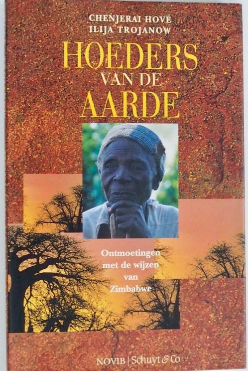 Hoeders van de aarde - Chenjerai Hove - hardcover, Livres, Histoire mondiale, Comme neuf, Afrique, 20e siècle ou après, Enlèvement ou Envoi
