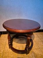 Massief rond bijzettafeltje, Maison & Meubles, Tables | Tables d'appoint, 55 à 75 cm, Rond, Enlèvement, Bois