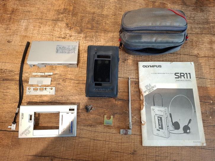 Olympus SR11 microcassette walkman voor onderdelen, TV, Hi-fi & Vidéo, Walkman, Discman & Lecteurs de MiniDisc, Walkman ou Baladeur