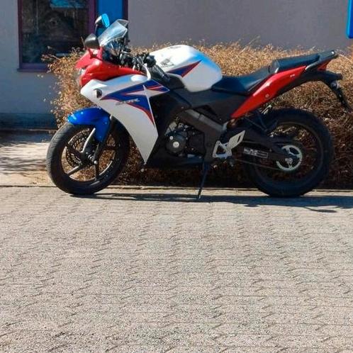 Honda cbr 125r 14000km, Motoren, Motoren | Honda, Particulier, Sport, 11 kW of minder, 1 cilinder, Ophalen