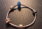 Pandora armband met 2 bedeltjes., Ophalen of Verzenden, Zo goed als nieuw