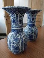 2 vazen in Delfst blauw, Antiek en Kunst, Antiek | Vazen, Ophalen