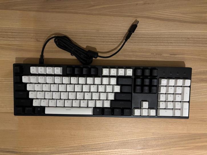 Keychron C2 wired mechanical keyboard (Qwerty), Computers en Software, Toetsenborden, Zo goed als nieuw, Qwerty, Bedraad, Ergonomisch