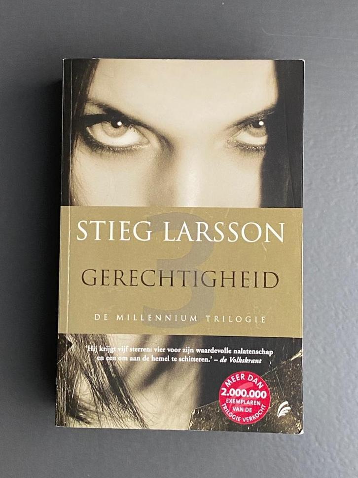 Stieg Larsson – Gerechtigheid, Boeken, Thrillers, Zo goed als nieuw, Ophalen