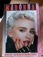 Boek over Madonna uit de 80 s, Ophalen of Verzenden, Zo goed als nieuw