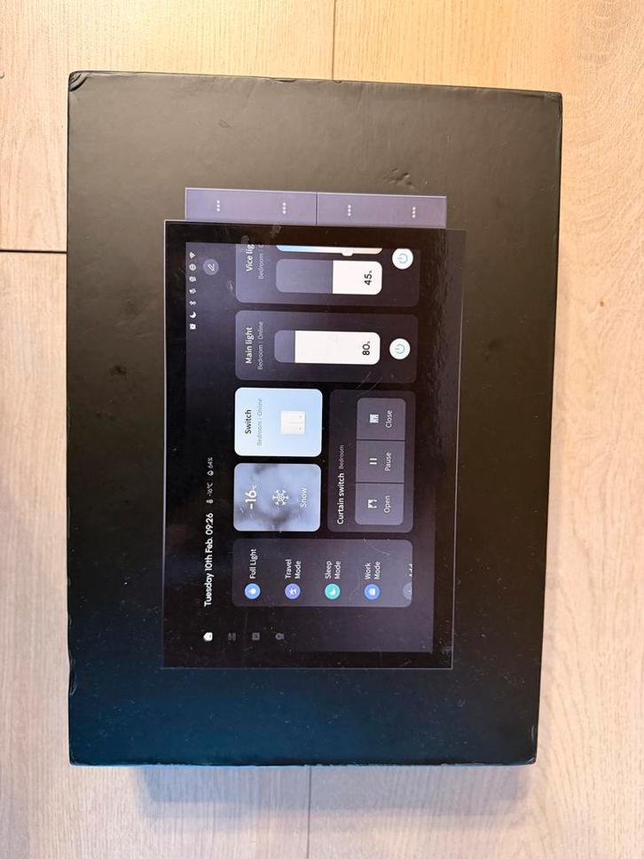 HOME SMART CONTROL PANEL, Doe-het-zelf en Bouw, Elektriciteit en Kabels, Zo goed als nieuw, Ophalen