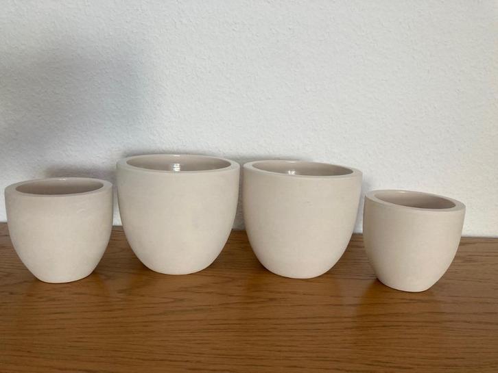 4  sierbloempotten/cache-pots, Tuin en Terras, Bloempotten, Zo goed als nieuw, Overige materialen, Binnen, Minder dan 40 cm, Minder dan 25 cm