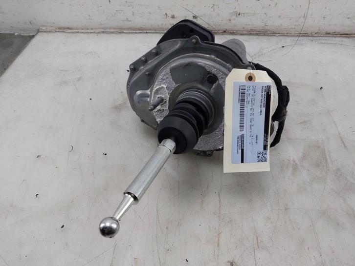 REMBEKRACHTIGER Skoda Octavia Combi (NXAC) (01-2019/-), Auto-onderdelen, Remmen en Aandrijving, Skoda, Gebruikt