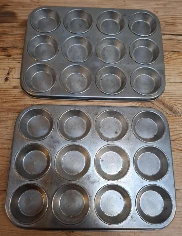 2 Vintage bakvormen, Bonco, Auckland, New Zealand, Antiek en Kunst, Curiosa en Brocante, Ophalen of Verzenden