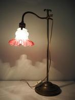 Antiek tafellamp met roze opaline tulp, 1930s, Antiek en Kunst, Ophalen