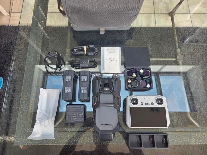 DJI Mavic 3 Pro - Fly More Combo - incl. RC Smart controller, Audio, Tv en Foto, Drones, Refurbished, Ophalen of Verzenden