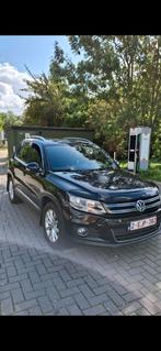 Volkswagen Tiguan 2016, Auto's, Voorwielaandrijving, 4 deurs, Zwart, Handgeschakeld