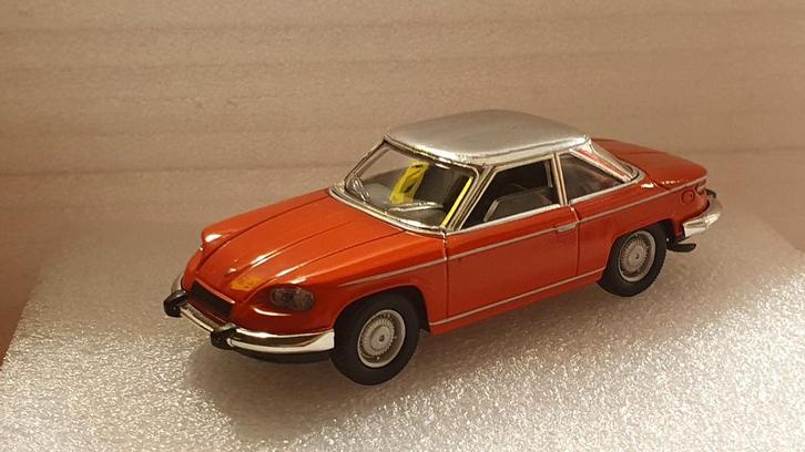1/43 Panhard CT24 rood, Hobby en Vrije tijd, Modelauto's | 1:43, Auto, Solido, Ophalen of Verzenden