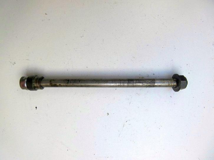 Yamaha FJ1200 voorwielas vooras wielas voorwiel as FJ 1200, Motoren, Onderdelen | Yamaha, Gebruikt, Ophalen of Verzenden