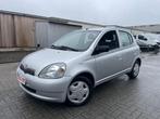 Toyota Yaris 1.0 Benzine – 5 deurs – 12 MAANDEN GARANTIE, Auto's, Toyota, Stof, Bedrijf, 5 deurs, Yaris