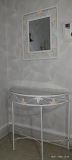 Coiffeuse en fer forgé, Enlèvement