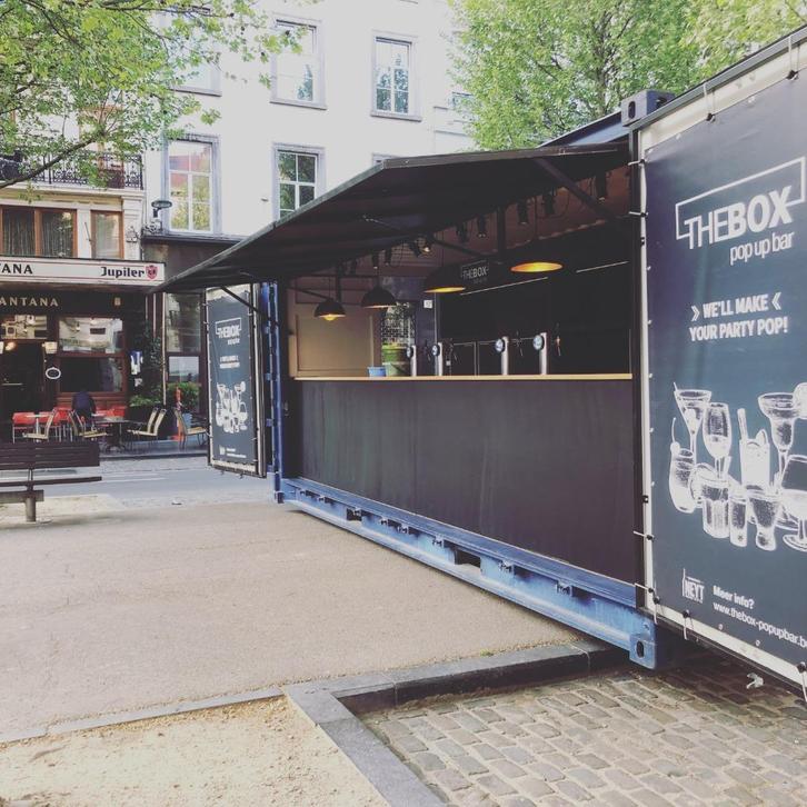the box popup bar / mobile bar / foodtruck / bar, Hobby en Vrije tijd, Feestartikelen | Verhuur, Zo goed als nieuw, Ophalen of Verzenden