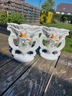 Twee vaasjes met vogel op, Antiek en Kunst, Ophalen of Verzenden