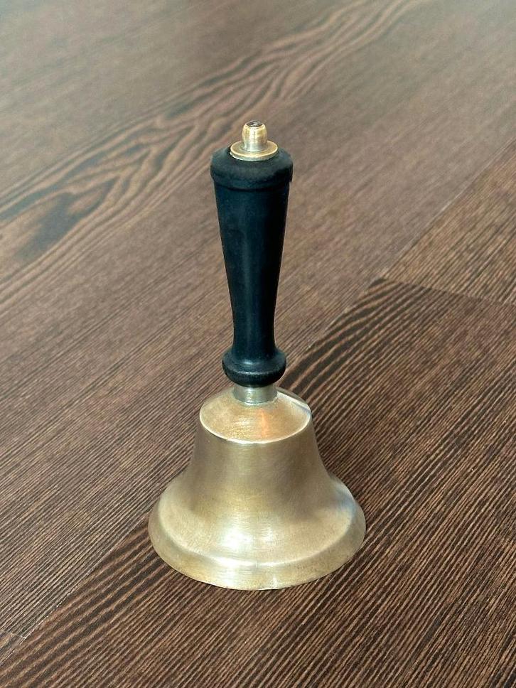 Ancienne cloche à main en bronze fin 19e, Antiek en Kunst, Antiek | Brons en Koper, Brons, Ophalen