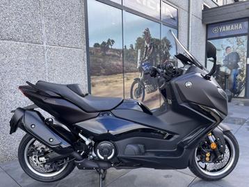Yamaha TMAX 560 TECHMAX beschikbaar voor biedingen